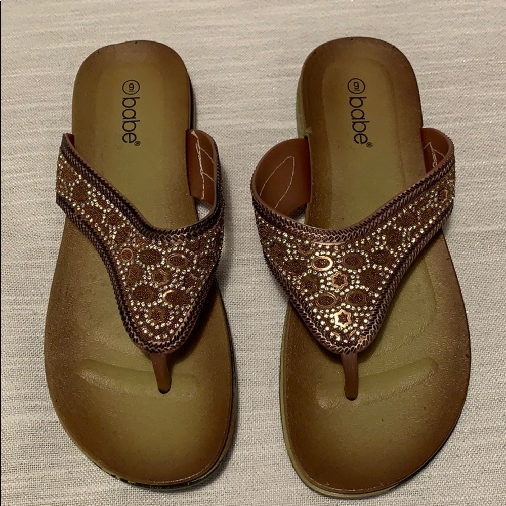 Babe Faux Diamond Rose Gold Flip Flops